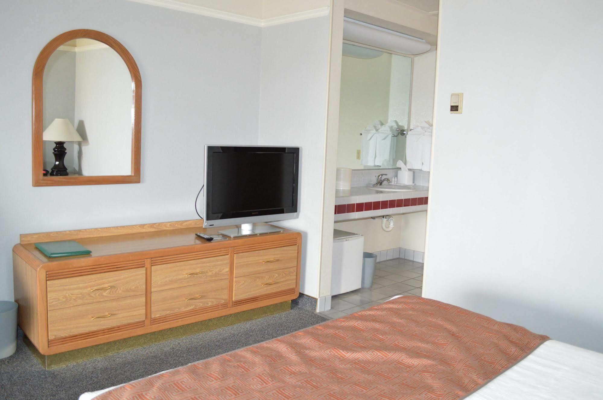 Laurel Inn & Conference Center Salinas Dış mekan fotoğraf