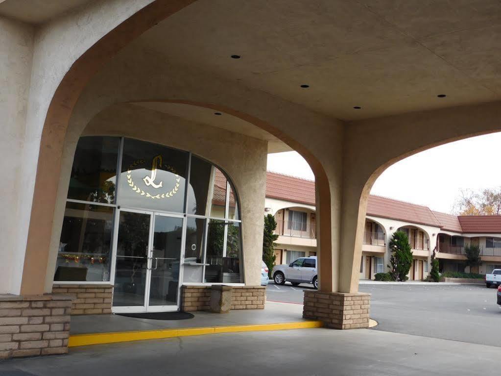 Laurel Inn & Conference Center Salinas Dış mekan fotoğraf